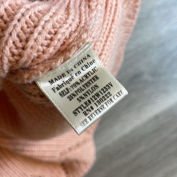 Very J peach knit sweater - Picture 4 of 4
